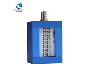 為什么點膠機現(xiàn)在配備UV光固機？